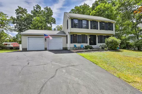 70 Wellesley Dr, Milford, NH 03055