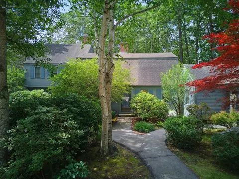 Exterior - 2 Coach Rd, Exeter, NH 03833 photo 10 of 10