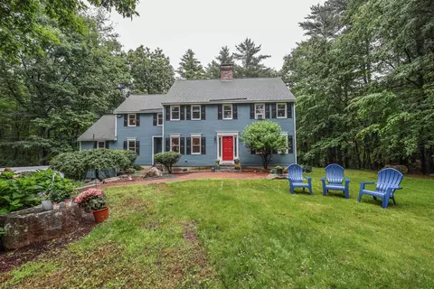 16 Annand Dr, Milford, NH 03055