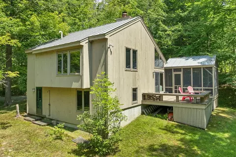 1383 King Hill Rd, New London, NH 03257