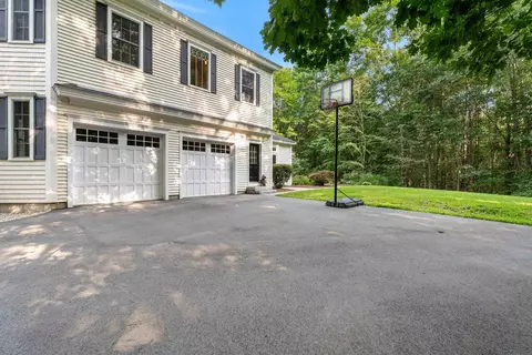 Exterior - 38 Rowell Rd E, Brentwood, NH 03833 photo 7 of 10