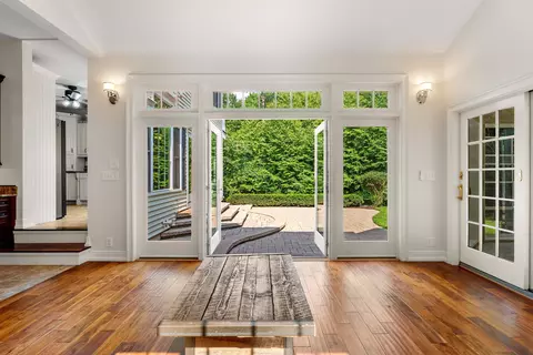 Entry Way - 38 Rowell Rd E, Brentwood, NH 03833 photo 1 of 3