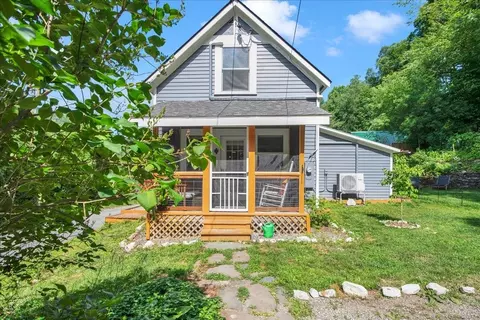 46 St Hyacinth St, Bethel, VT 05032