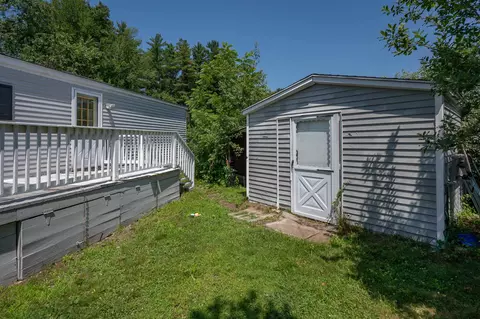 6 Embassy Ave, Hooksett, NH 03106 photo 4