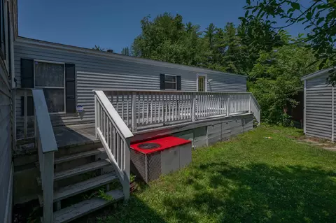 6 Embassy Ave, Hooksett, NH 03106 photo 38
