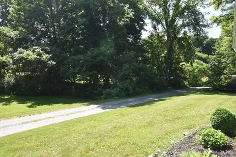 Exterior - 66 Hemmsted Cir, Castleton, VT 05732 photo 6 of 7