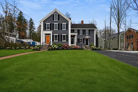 18 Souhegan St, Milford, NH 03055