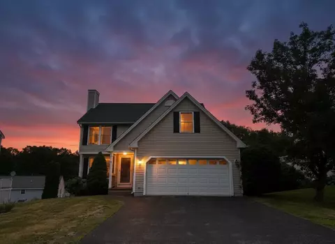 199 Heathrow Ave, Manchester, NH 03104