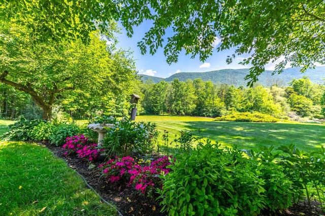866 E Manchester Rd, Manchester, VT 05255