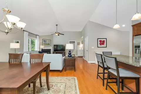 Dining - 39 Gordon Mountain Rd, Windham, NH 03087 photo 5 of 5