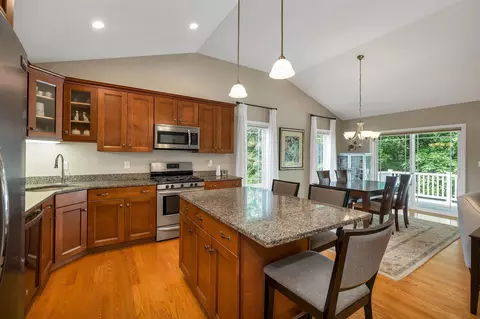 Kitchen - 39 Gordon Mountain Rd, Windham, NH 03087 photo 2 of 5