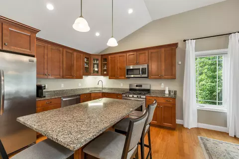 Kitchen - 39 Gordon Mountain Rd, Windham, NH 03087 photo 1 of 5