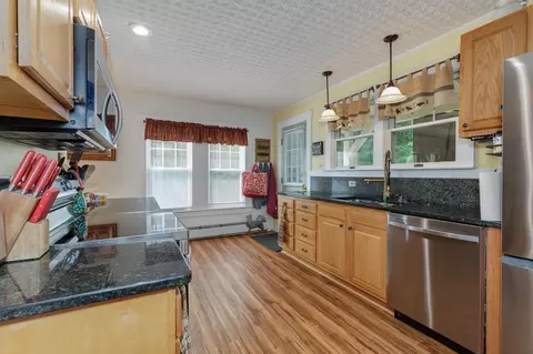 Kitchen - 11 Old Main Rd, Warner, NH 03278 photo 7 of 7