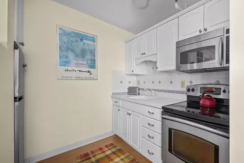 Kitchen - 55 Israel Head Rd #202, Ogunquit, ME 03907 photo 1 of 1