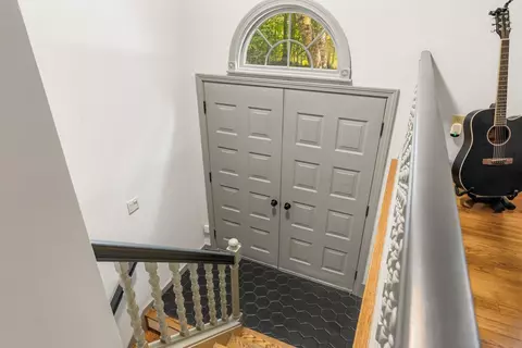 Entry Way - 6 Millstream Dr, Exeter, NH 03833 photo 4 of 4