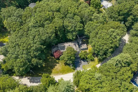 View/Area - 6 Millstream Dr, Exeter, NH 03833 photo 1 of 2