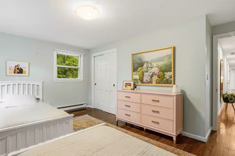 Bedroom - 6 Millstream Dr, Exeter, NH 03833 photo 4 of 7