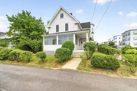 383 Wilson St, Manchester, NH 03103