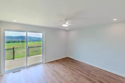 Bedroom - 1875 Coppermine Rd, Monroe, NH 03771 photo 1 of 4