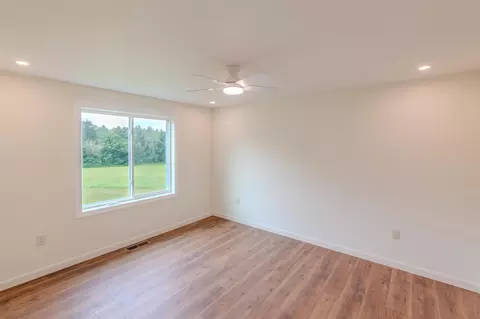 Bedroom - 1875 Coppermine Rd, Monroe, NH 03771 photo 4 of 4