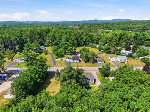 158 Milton Rd, Rochester, NH 03868