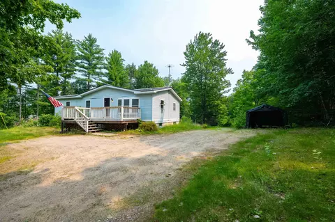 103 Lily Pond Rd, Alton, NH 03809