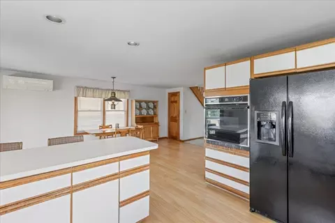 Kitchen - 1 Twelfth St, Hampton, NH 03842 photo 6 of 7