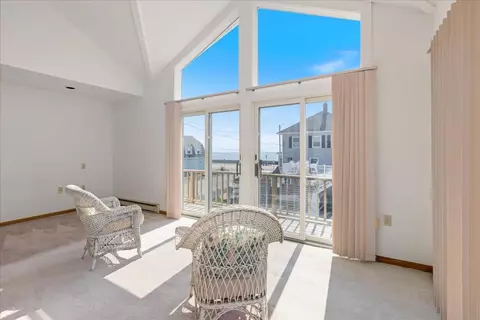 Living - 1 Twelfth St, Hampton, NH 03842 photo 5 of 5