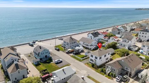 View/Area - 1 Twelfth St, Hampton, NH 03842 photo 1 of 10