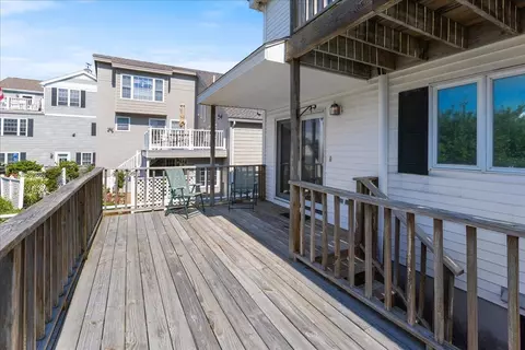 Exterior - 1 Twelfth St, Hampton, NH 03842 photo 4 of 9