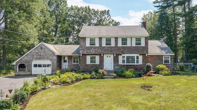 17 Reeds Ferry Way, Merrimack, NH 03054