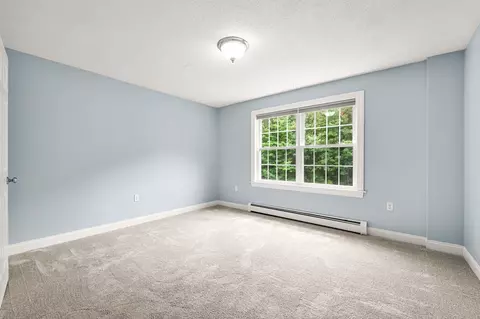 Bedroom - 50 Brookside Dr #J7, Exeter, NH 03833 photo 6 of 7