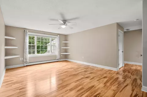 Living - 50 Brookside Dr #J7, Exeter, NH 03833 photo 6 of 7