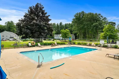 Exterior - 50 Brookside Dr #J7, Exeter, NH 03833 photo 3 of 10