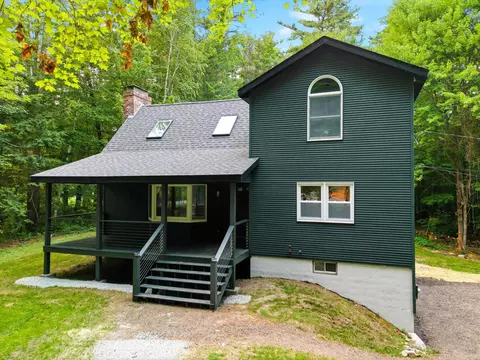 Exterior - 4 Olsen Ln, Wolfeboro, NH 03894 photo 5 of 8