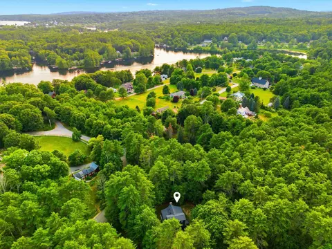 View/Area - 4 Olsen Ln, Wolfeboro, NH 03894 photo 2 of 3