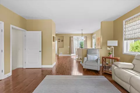 Living - 462 Zephyr Rd, Williston, VT 05495 photo 5 of 5