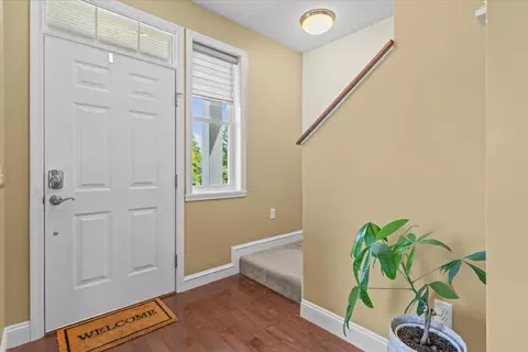 Entry Way - 462 Zephyr Rd, Williston, VT 05495 photo 2 of 7