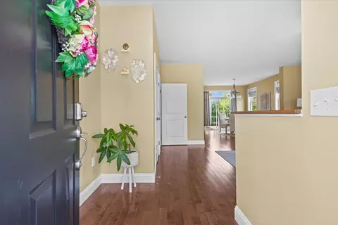 Entry Way - 462 Zephyr Rd, Williston, VT 05495 photo 1 of 8