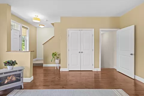 Entry Way - 462 Zephyr Rd, Williston, VT 05495 photo 4 of 7