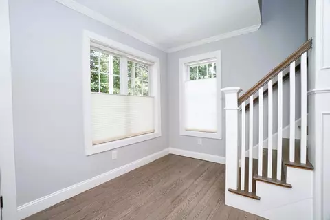 Entry Way - 12 Grove St, Windham, NH 03087 photo 2 of 4