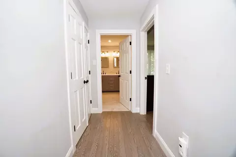 Entry Way - 12 Grove St, Windham, NH 03087 photo 3 of 4