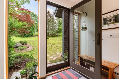 288 Kearsarge Mountain Rd, Wilmot, NH 03287