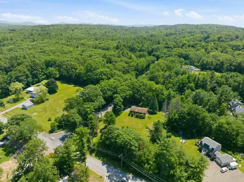 8 Bean Hill Rd, Belmont, NH 03220
