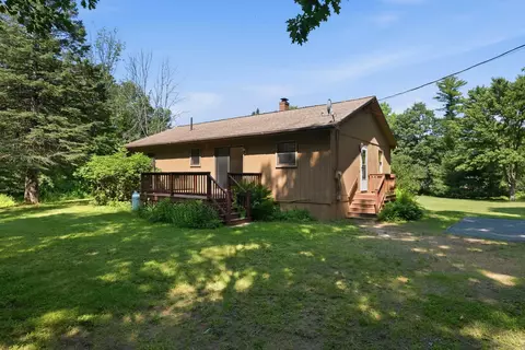8 Bean Hill Rd, Belmont, NH 03220