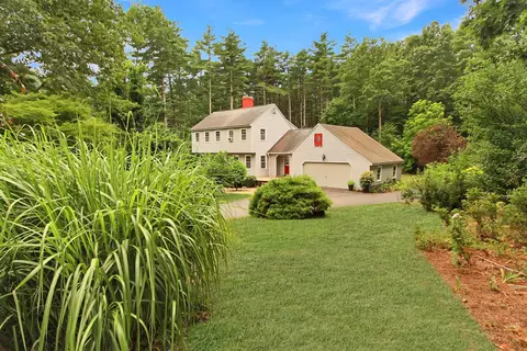 26 Ministerial Dr, Merrimack, NH 03054