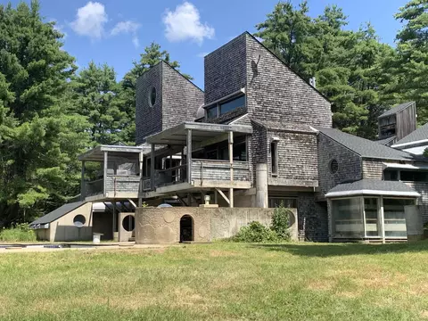 435 Avery Hill Rd, Alton, NH 03810
