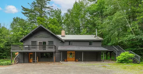 1161 Little Pond Rd, Londonderry, VT 05148