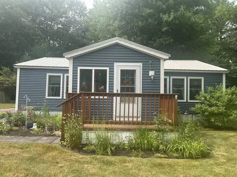 68 Gooseberry Cir, Rochester, NH 03867