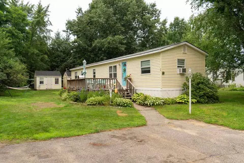 44 Donna Dr, Exeter, NH 03833